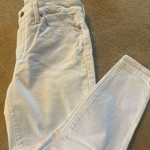 Levi Strauss Signature Modern Skinny Jeans